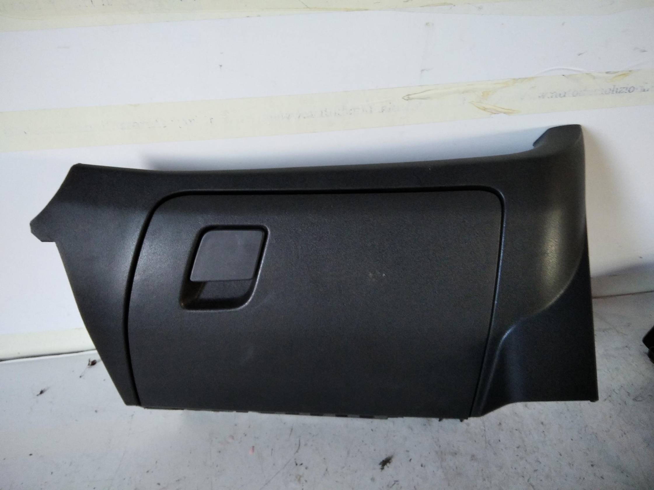 Cassetto portaoggetti centr. plancia